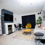 Isinmi Home - Close To Mcr City