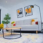 Isinmi Home - Close To Mcr City
